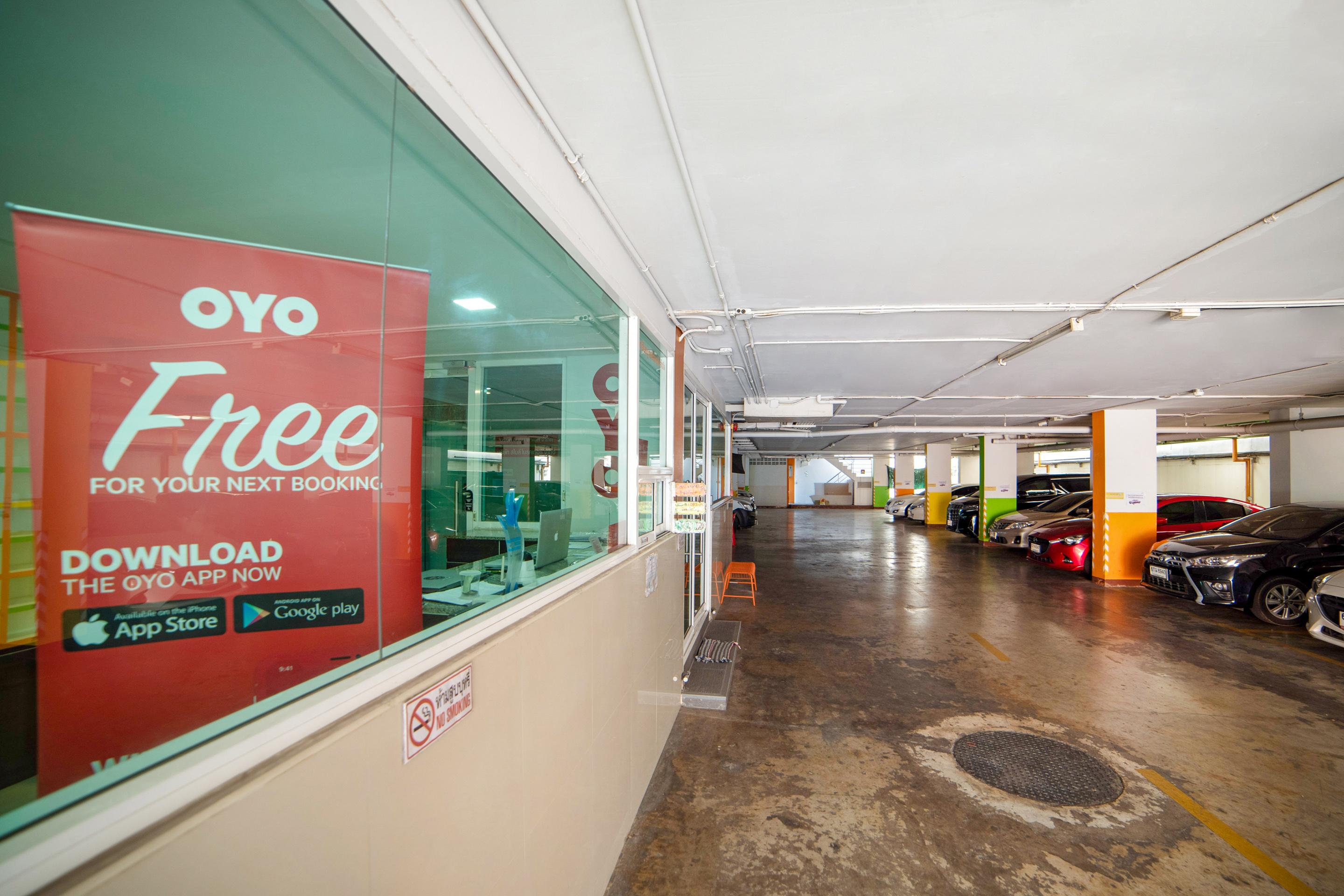 Oyo 460 Int Place Banguecoque Exterior foto
