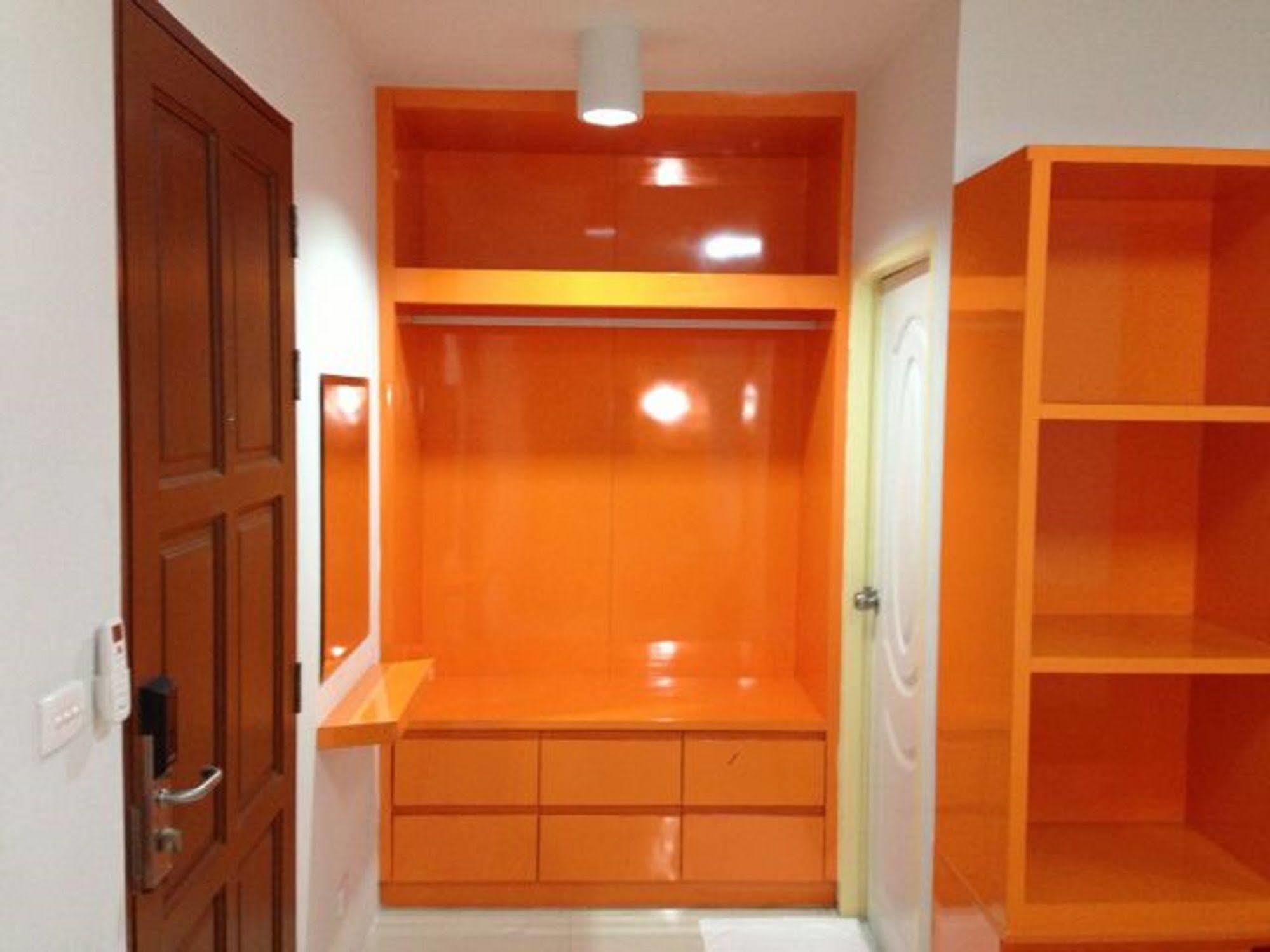 Oyo 460 Int Place Banguecoque Exterior foto