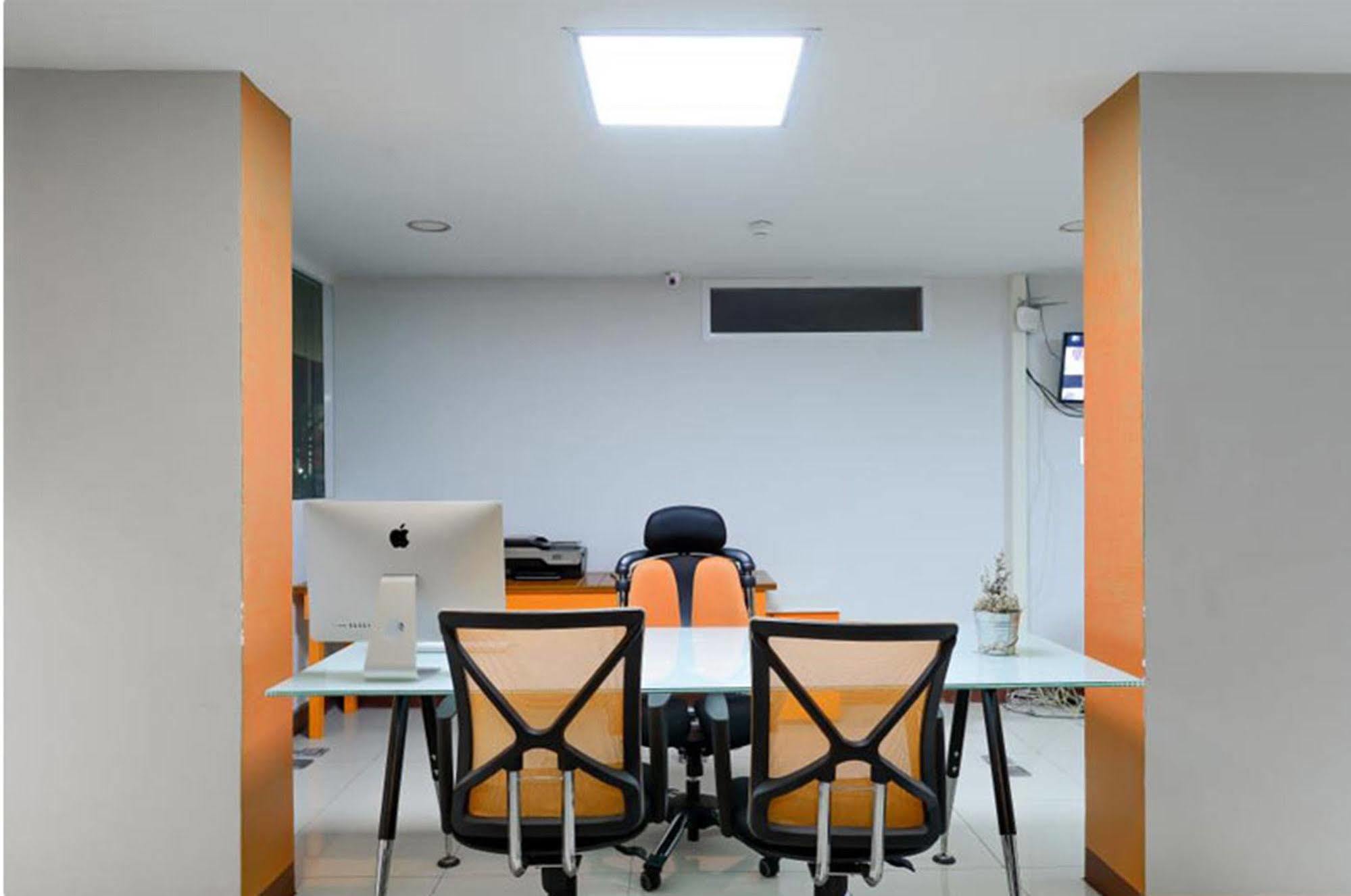 Oyo 460 Int Place Banguecoque Exterior foto