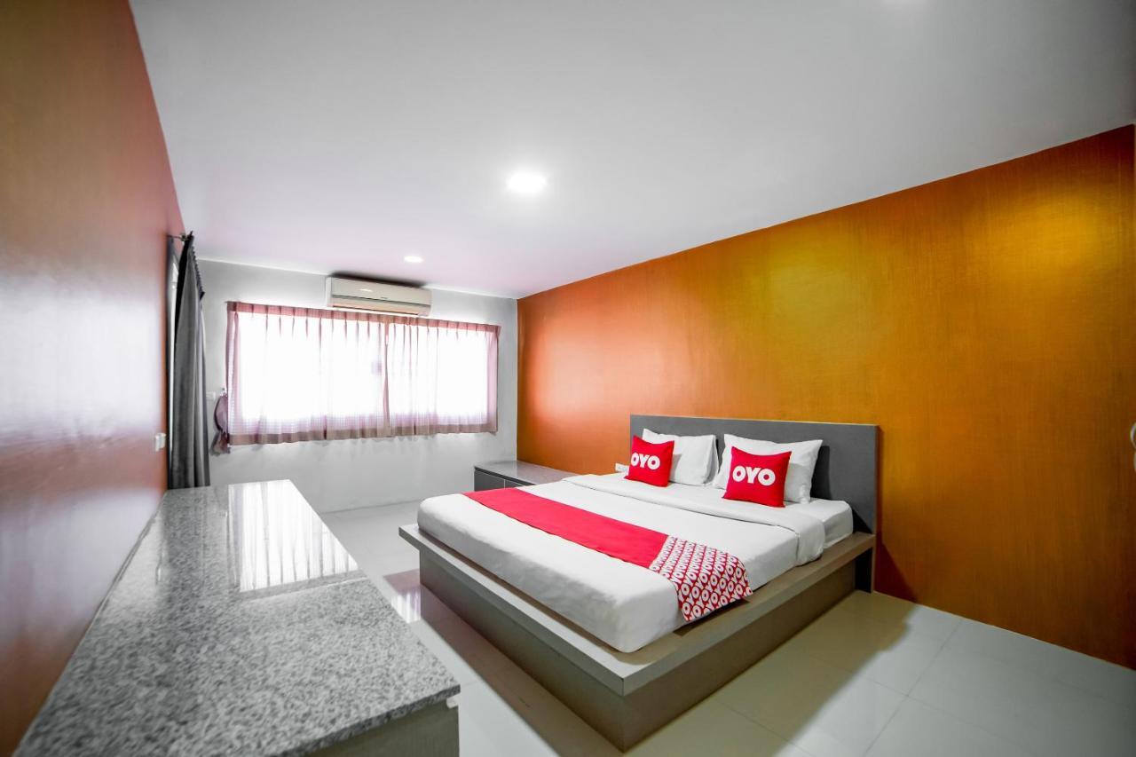 Oyo 460 Int Place Banguecoque Exterior foto