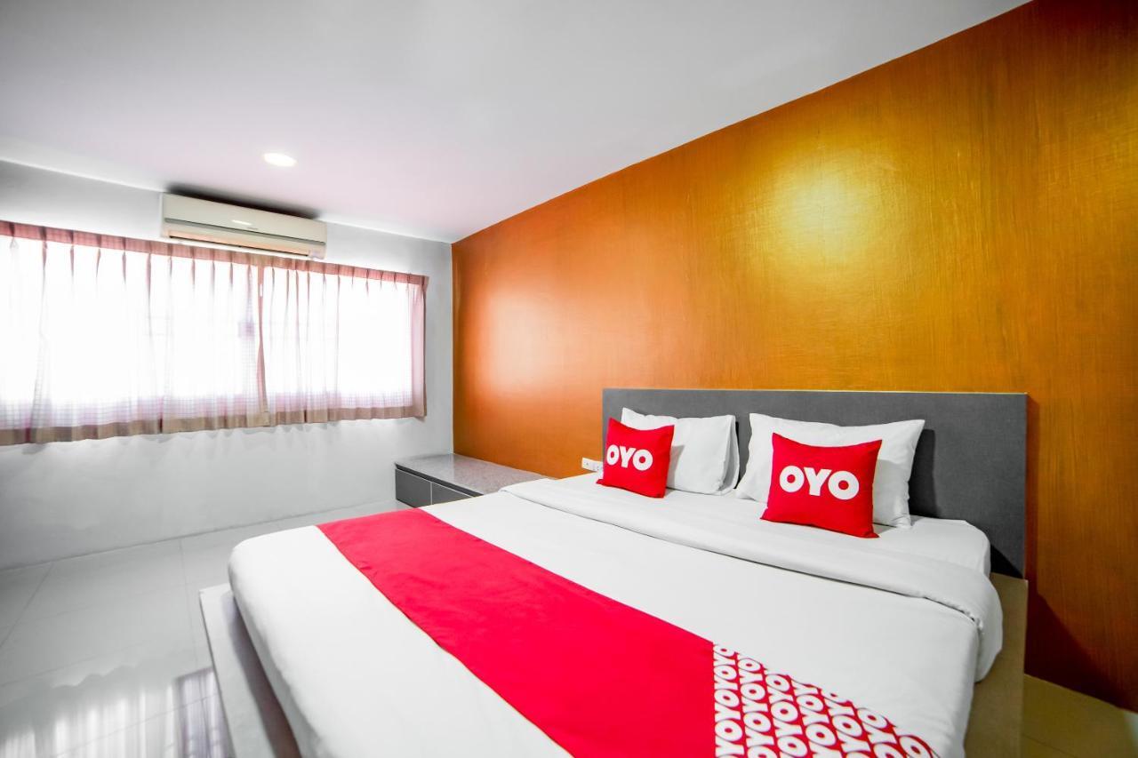 Oyo 460 Int Place Banguecoque Exterior foto